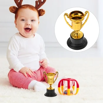 Пластмасов награден купа Kids Reward Trophy, детски лауреат на награди, малка чашка с основание, копие на Golden Trophy за Liberators
