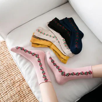 Японски чорапи Sweet Beauty, чорапи с дрямка в ретро стил от коноп, Есенно-зимни памучни чорапи нов стил с цветен модел